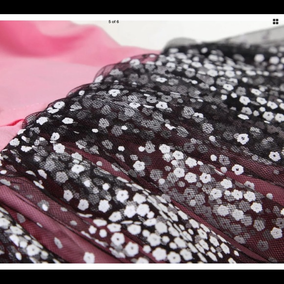 New beautiful little girls dress 👗 - Picture 5 of 8